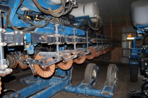 2010-KINZE-3660-64910-1