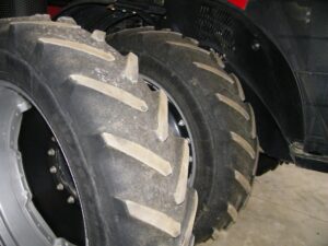 2015-CASE-IH-MAGNUM-340-77761-14
