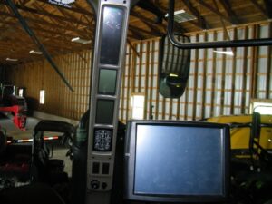 2015-CASE-IH-MAGNUM-340-77761-26