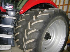 2015-CASE-IH-MAGNUM-340-77761-5