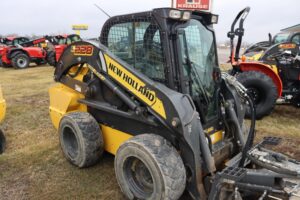 2017-NEW-HOLLAND-L228-76976-2