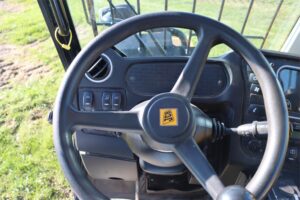 2020-JCB-505-20TC-73875-11