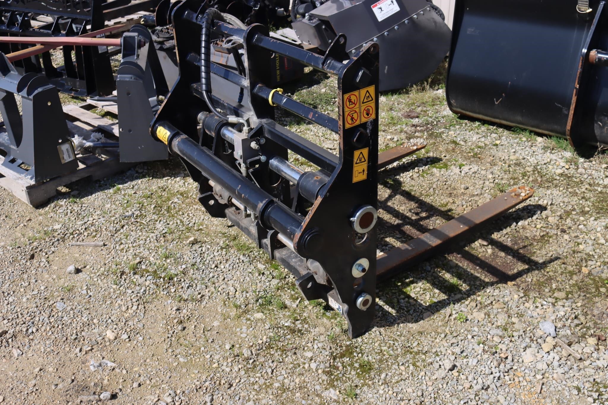 2023-Forks-MANITOU-52000273-75887