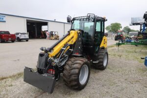 2026-NEW-HOLLAND-ML35T-77275