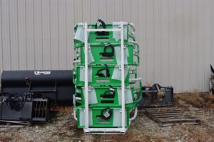 Bale-Grabbers-Handlers-HUSTLER-SOFTHANDS-LM100-76791-2