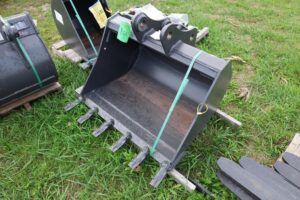 Clamshell-NEW-HOLLAND-BUCKET-36-HD-73508-1