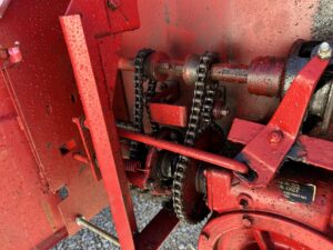 NEW-HOLLAND-520-12