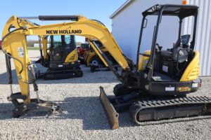 NEW-HOLLAND-E37C-78107