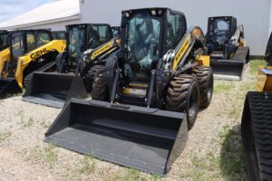 NEW-HOLLAND-L328-77104