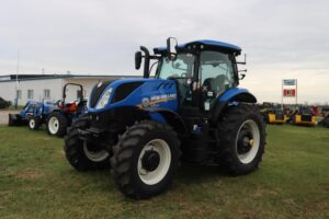 NEW-HOLLAND-T7